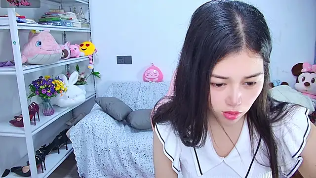 Snapshot of QinQin-888 chatting on 14, 6, 2026 QinQin-888 online show from 14, 6, 2026