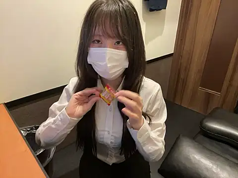 Snapshot of miniminimo_o chatting on 20, 6, 2026 miniminimo o online show from 20, 6, 2026
