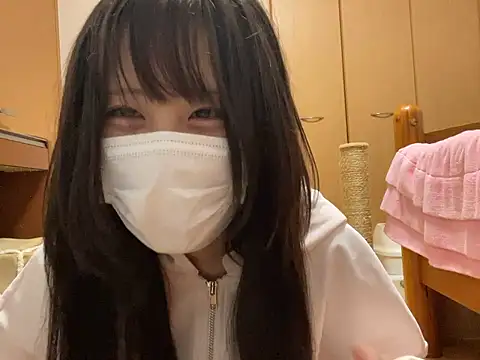 Snapshot of miniminimo_o chatting on 9, 6, 2026 miniminimo o online show from 9, 6, 2026