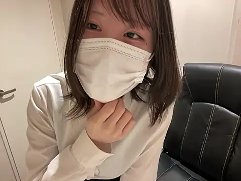 Snapshot of miniminimo_o chatting on 2, 6, 2026 miniminimo o online show from 2, 6, 2026