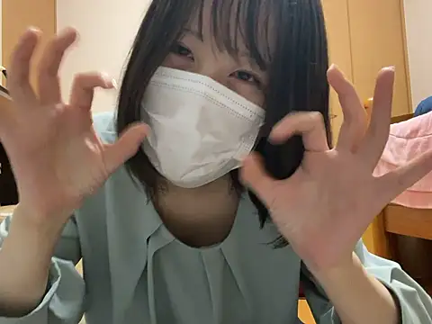 Snapshot of miniminimo_o chatting on 1, 6, 2026 miniminimo o online show from 1, 6, 2026