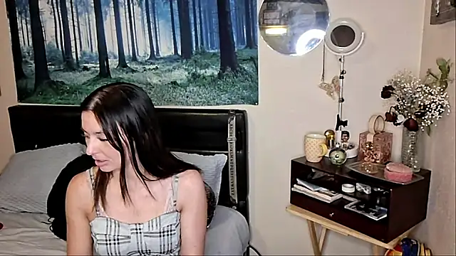 Snapshot of DallasWeese chatting on 3, 6, 2026 DallasWeese online show from 3, 6, 2026