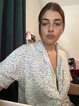 Snapshot of Spicy_Scarlett_26 chatting on 20, 5, 2026 Spicy Scarlett 26 online show from 20, 5, 2026