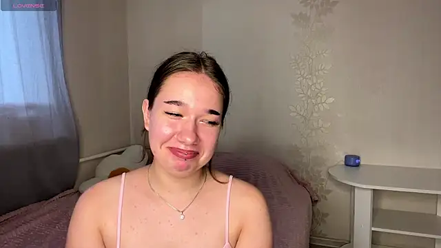 JanellSanschagrin online show from 18, 7, 2026