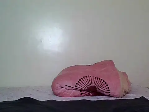 petite hottie online show from 22, 5, 2026