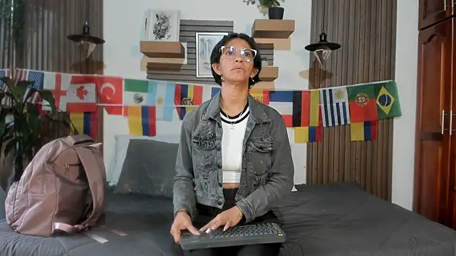 Evaa campbell online show from 9, 7, 2026