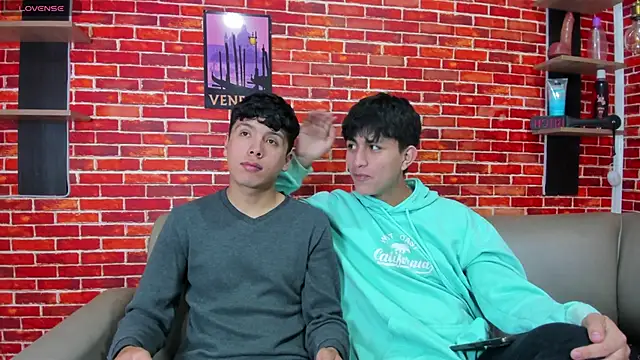 Hoot boyss  online show from 22, 5, 2026
