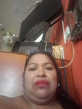 Snapshot of Megansquirt69 chatting on 28, 5, 2026 Megansquirt69 online show from 28, 5, 2026