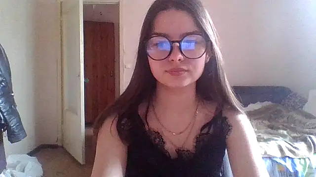 Snapshot of Bellochka201 chatting on 4, 6, 2026 Bellochka201 online show from 4, 6, 2026