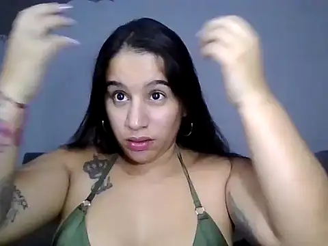 Snapshot of tifanny27 chatting on 26, 5, 2026 tifanny27 online show from 26, 5, 2026