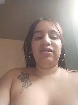 Snapshot of tifanny27 chatting on 22, 5, 2026 tifanny27 online show from 22, 5, 2026