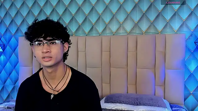 Snapshot of Sofia-Ethan chatting on 25, 5, 2026 Sofia-Ethan online show from 25, 5, 2026