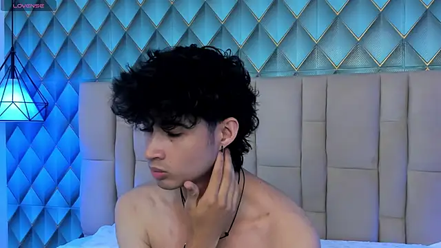 Snapshot of Sofia-Ethan chatting on 27, 5, 2026 Sofia-Ethan online show from 27, 5, 2026