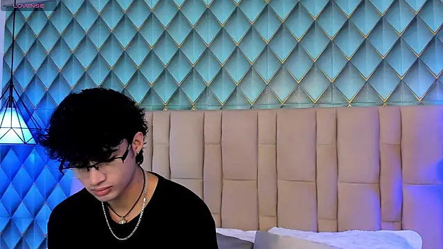 Snapshot of Sofia-Ethan chatting on 20, 6, 2026 Sofia-Ethan online show from 20, 6, 2026