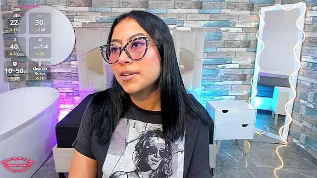 Snapshot of Amhira_Tay chatting on 6, 7, 2026 Amhira Tay online show from 6, 7, 2026