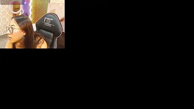 Snapshot of Amhira_Tay chatting on 9, 6, 2026 Amhira Tay online show from 9, 6, 2026