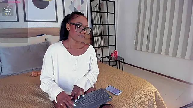 Snapshot of ZafiraBlack chatting on 21, 6, 2026 ZafiraBlack online show from 21, 6, 2026