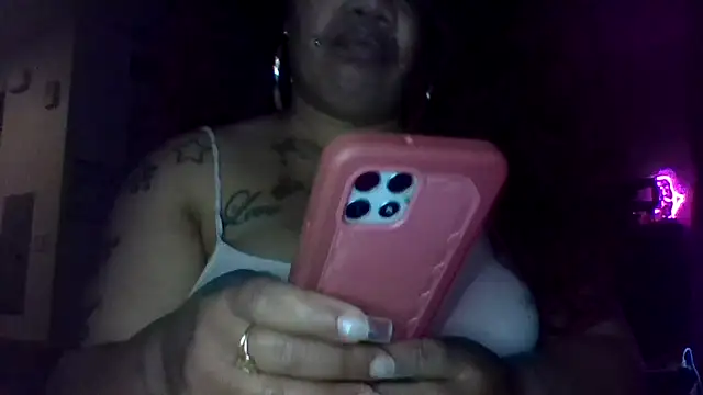 Snapshot of NailGoddessnow chatting on 19, 6, 2026 NailGoddessnow online show from 19, 6, 2026