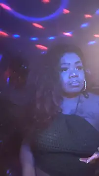 Snapshot of NailGoddessnow chatting on 25, 1, 2025 NailGoddessnow online show from 25, 1, 2025