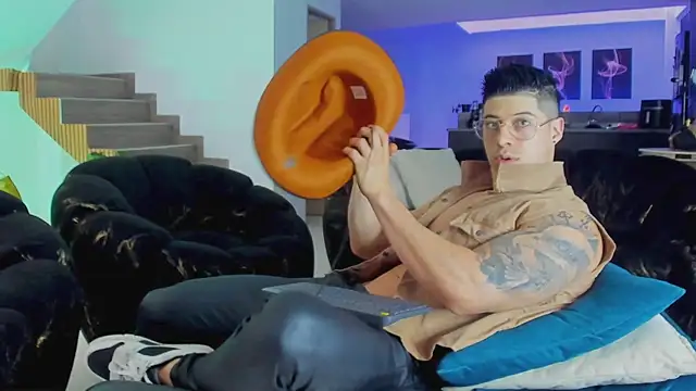 lukas green11 online show from 25, 6, 2026