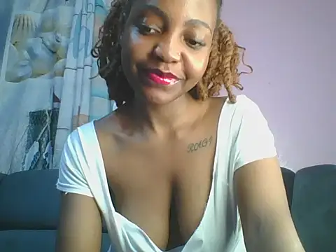 Snapshot of Africana_sexy chatting on 25, 6, 2026 Africana sexy online show from 25, 6, 2026