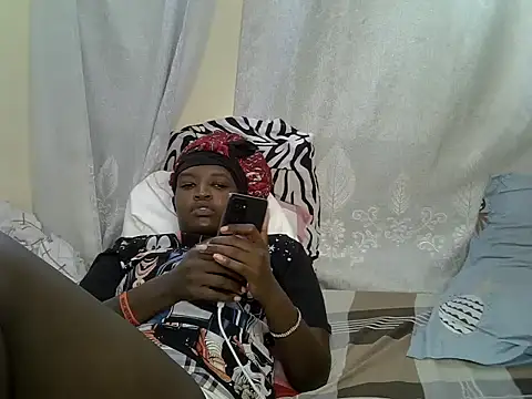 Lorainebabes online show from 31, 5, 2026