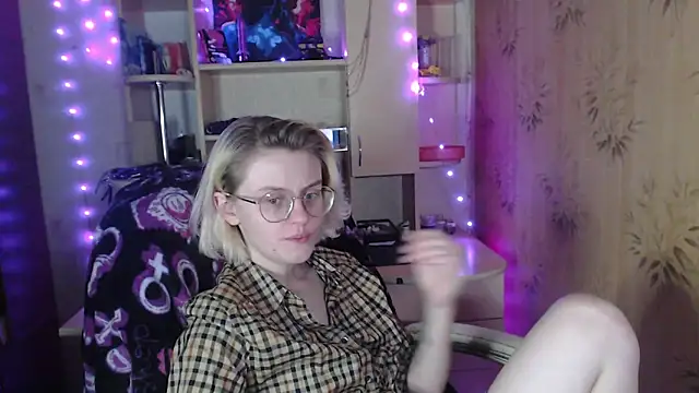   Freya    online show from 25, 5, 2026