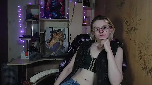   Freya    online show from 22, 5, 2026