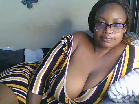 Snapshot of Sexy-Mish chatting on 2, 6, 2026 Sexy-Mish online show from 2, 6, 2026