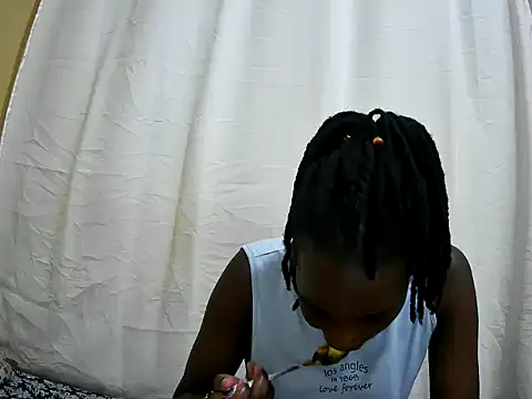 Snapshot of pritty_amber chatting on 17, 6, 2026 pritty amber online show from 17, 6, 2026