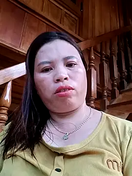 -Yeyi- online show from 18, 6, 2026