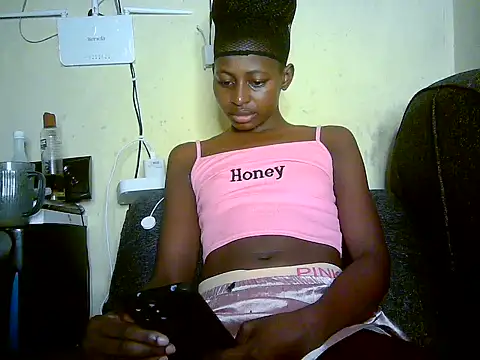 Snapshot of Therry-heart chatting on 24, 5, 2026 Therry-heart online show from 24, 5, 2026
