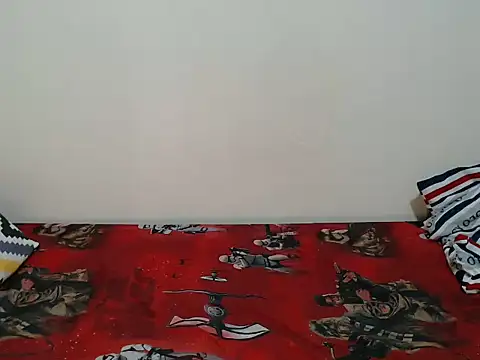 Snapshot of triceey chatting on 18, 6, 2026 triceey online show from 18, 6, 2026