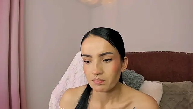 Snapshot of whoissofy chatting on 18, 5, 2026 whoissofy online show from 18, 5, 2026