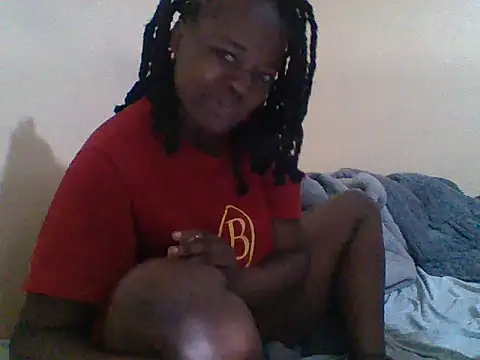 Snapshot of Eveshive chatting on 16, 6, 2026 Eveshive online show from 16, 6, 2026