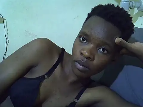 Snapshot of slender_queen15 chatting on 19, 6, 2026 slender queen15 online show from 19, 6, 2026