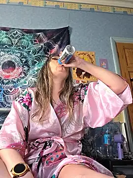 Snapshot of Izzylove47 chatting on 16, 5, 2026 Izzylove47 online show from 16, 5, 2026