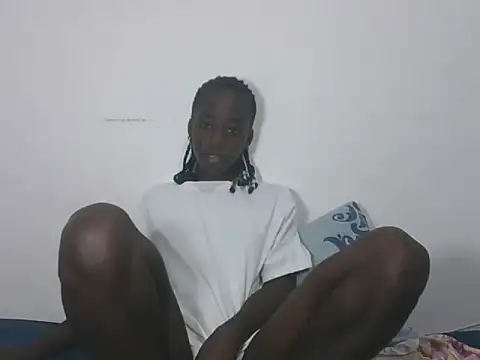 Snapshot of Darkpretty23 chatting on 27, 5, 2026 Darkpretty23 online show from 27, 5, 2026