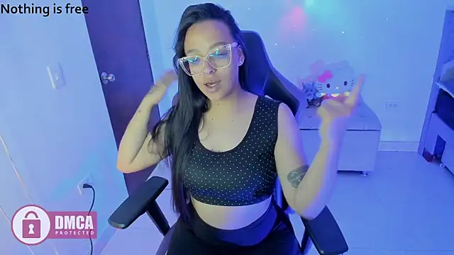 Snapshot of Spicydollx_1 chatting on 20, 6, 2026 Spicydollx 1 online show from 20, 6, 2026