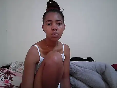 Snapshot of MidnightNala chatting on 26, 6, 2026 MidnightNala online show from 26, 6, 2026