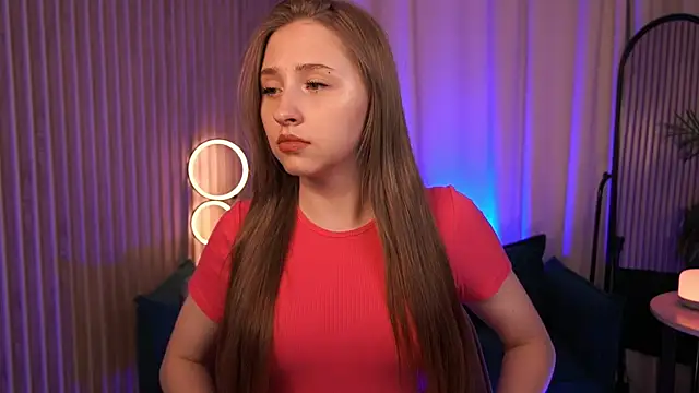 Snapshot of EvelinRoyce chatting on 3, 6, 2026 EvelinRoyce online show from 3, 6, 2026