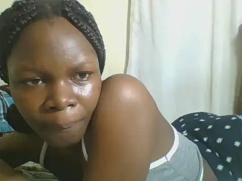 Sweetgal2025 online show from 4, 6, 2026