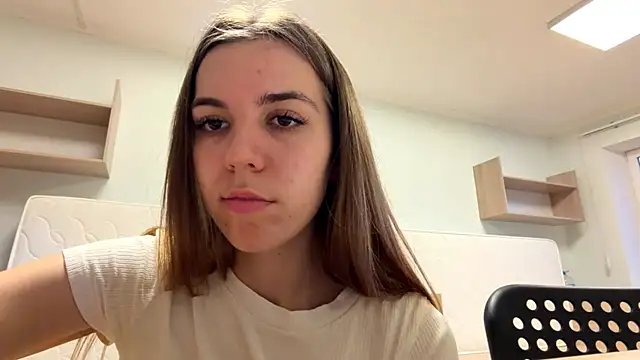 Snapshot of LaurindaStalford chatting on 7, 7, 2026 LaurindaStalford online show from 7, 7, 2026