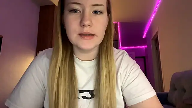 Snapshot of Lisi_Kiss_ chatting on 18, 5, 2026 Lisi Kiss online show from 18, 5, 2026
