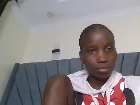 Snapshot of slimy_gal12 chatting on 25, 6, 2026 slimy gal12 online show from 25, 6, 2026