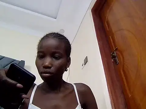 Snapshot of slimy_gal12 chatting on 28, 6, 2026 slimy gal12 online show from 28, 6, 2026