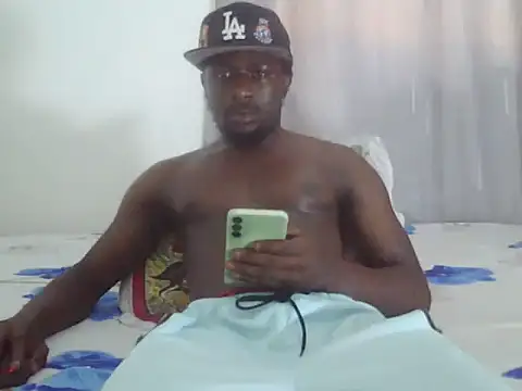 Snapshot of hornny_phrase2 chatting on 20, 5, 2026 hornny phrase2 online show from 20, 5, 2026