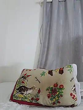 Snapshot of hornny_phrase2 chatting on 21, 5, 2026 hornny phrase2 online show from 21, 5, 2026