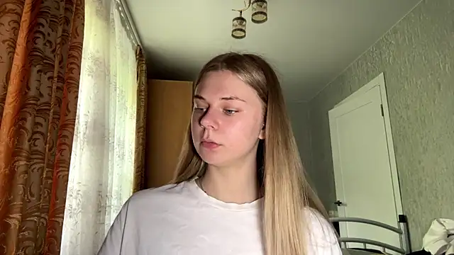 HoneysPiee online show from 2, 6, 2026