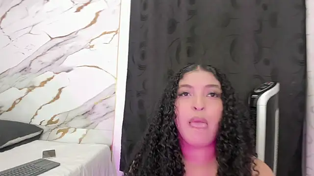 Snapshot of kaleb_violeta00 chatting on 24, 6, 2026 kaleb violeta00 online show from 24, 6, 2026